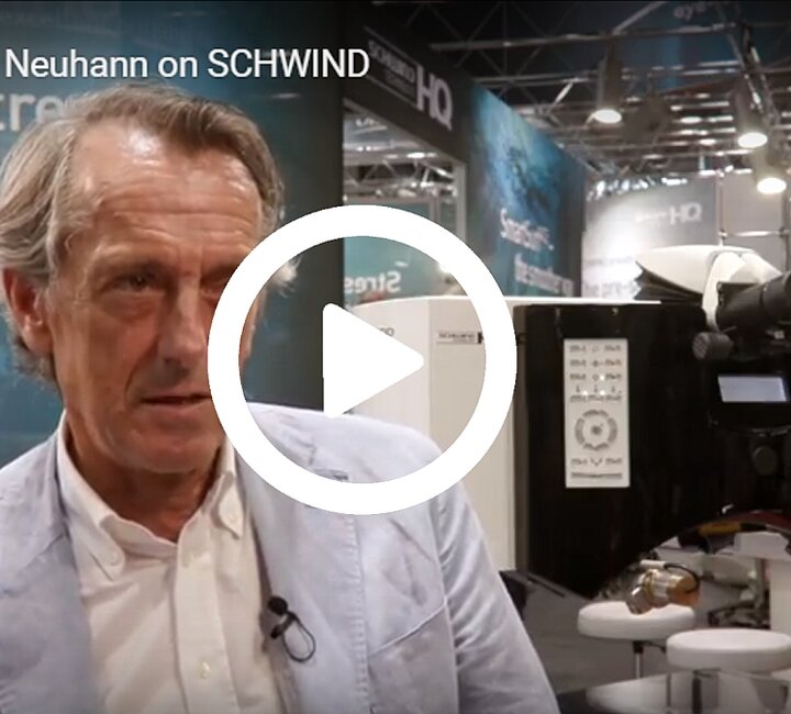 Tobias Neuhann, Medizinischer Leiter der Augenklinik am Marienplatz, im Interview über den SCHWIND AMARIS | © SCHWIND eye-tech-solutions GmbH