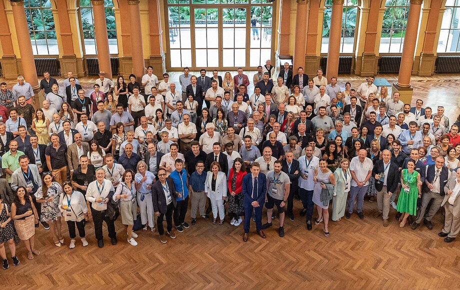 Die SCHWIND Anwenderfamilie beim Usermeeting in Frankfurt am Main. | © SCHWIND eye-tech-solutions GmbH